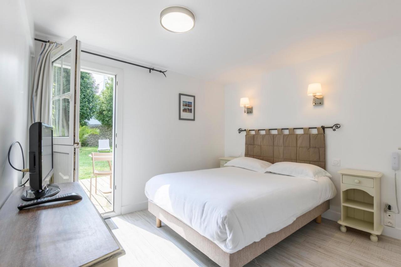 Hotel Le Clos Fleuri 르팔레이 외부 사진