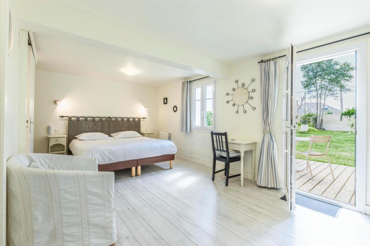 Hotel Le Clos Fleuri 르팔레이 외부 사진