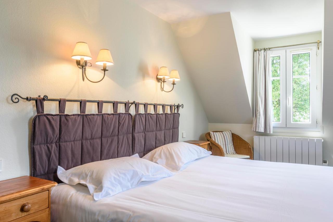 Hotel Le Clos Fleuri 르팔레이 외부 사진