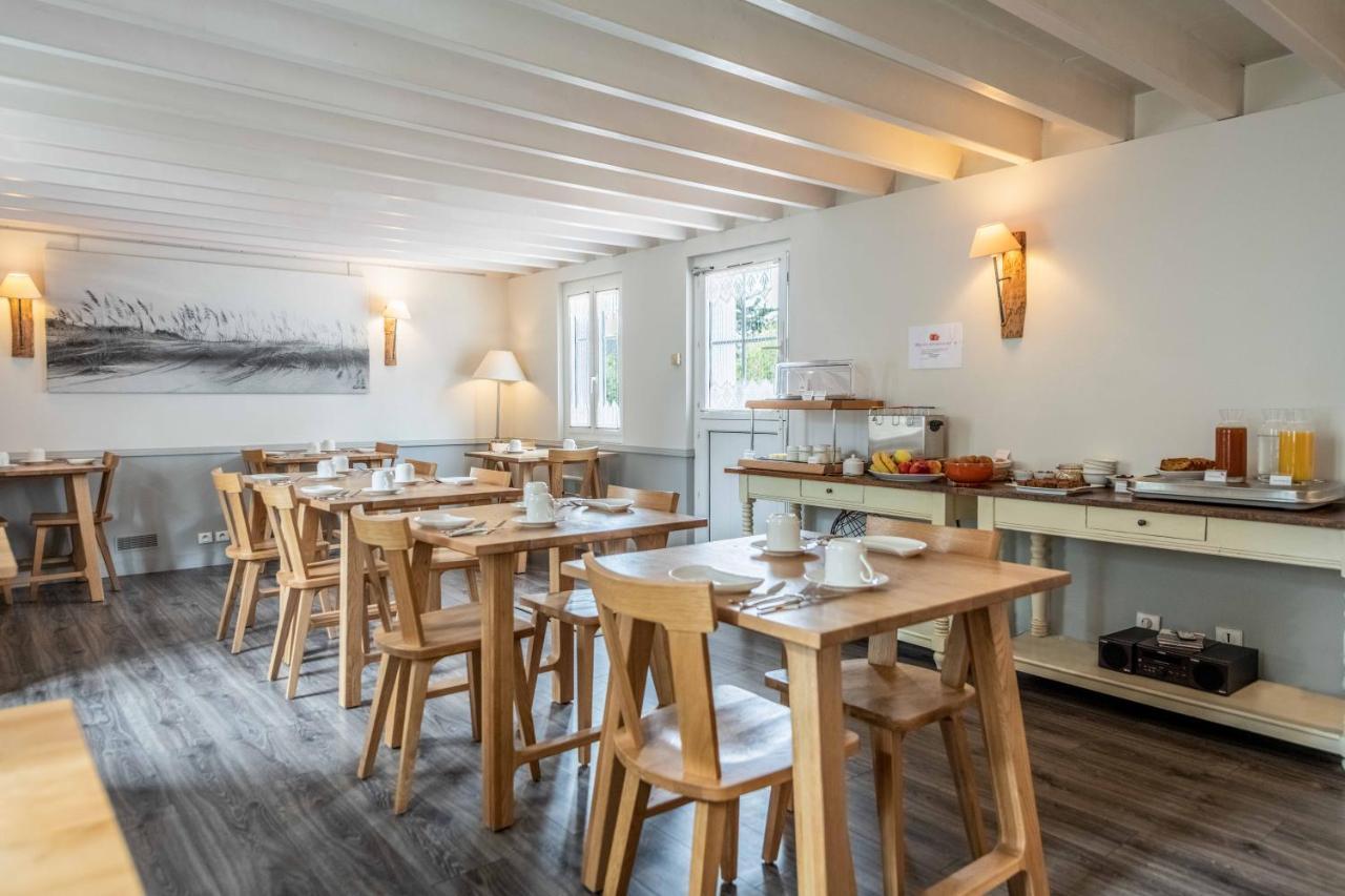 Hotel Le Clos Fleuri 르팔레이 외부 사진
