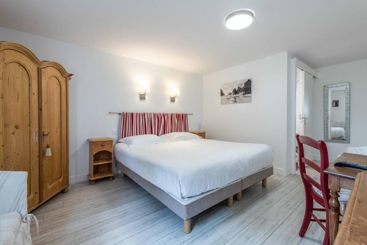 Hotel Le Clos Fleuri 르팔레이 외부 사진