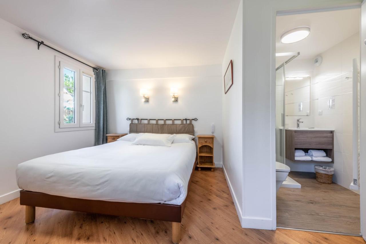 Hotel Le Clos Fleuri 르팔레이 외부 사진